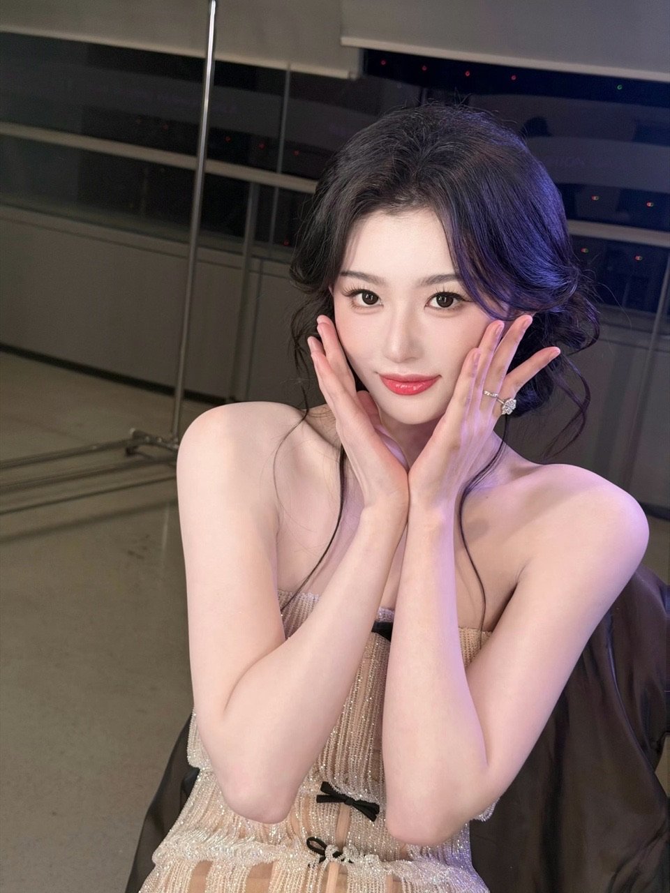 孔雪儿公主live图孔雪儿流光碎钻裙别太美了孔雪儿孔雪儿