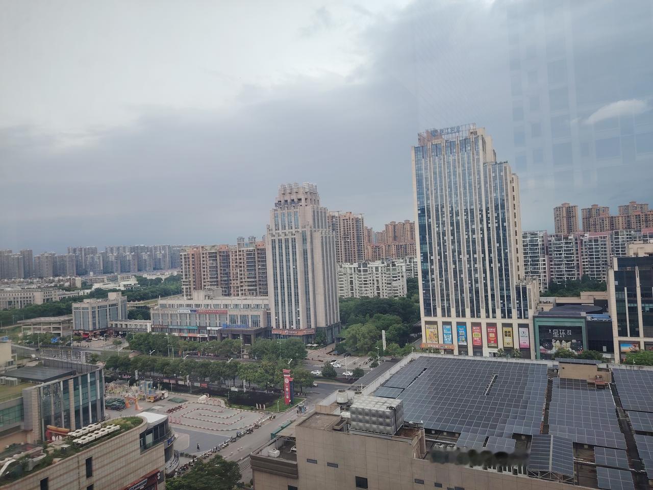 一起来分享相册里的天空