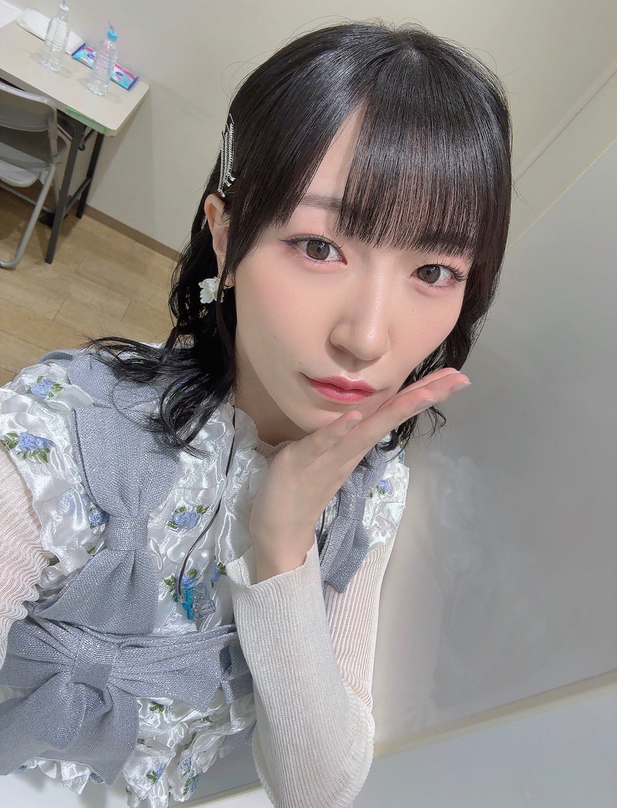 前岛亜美