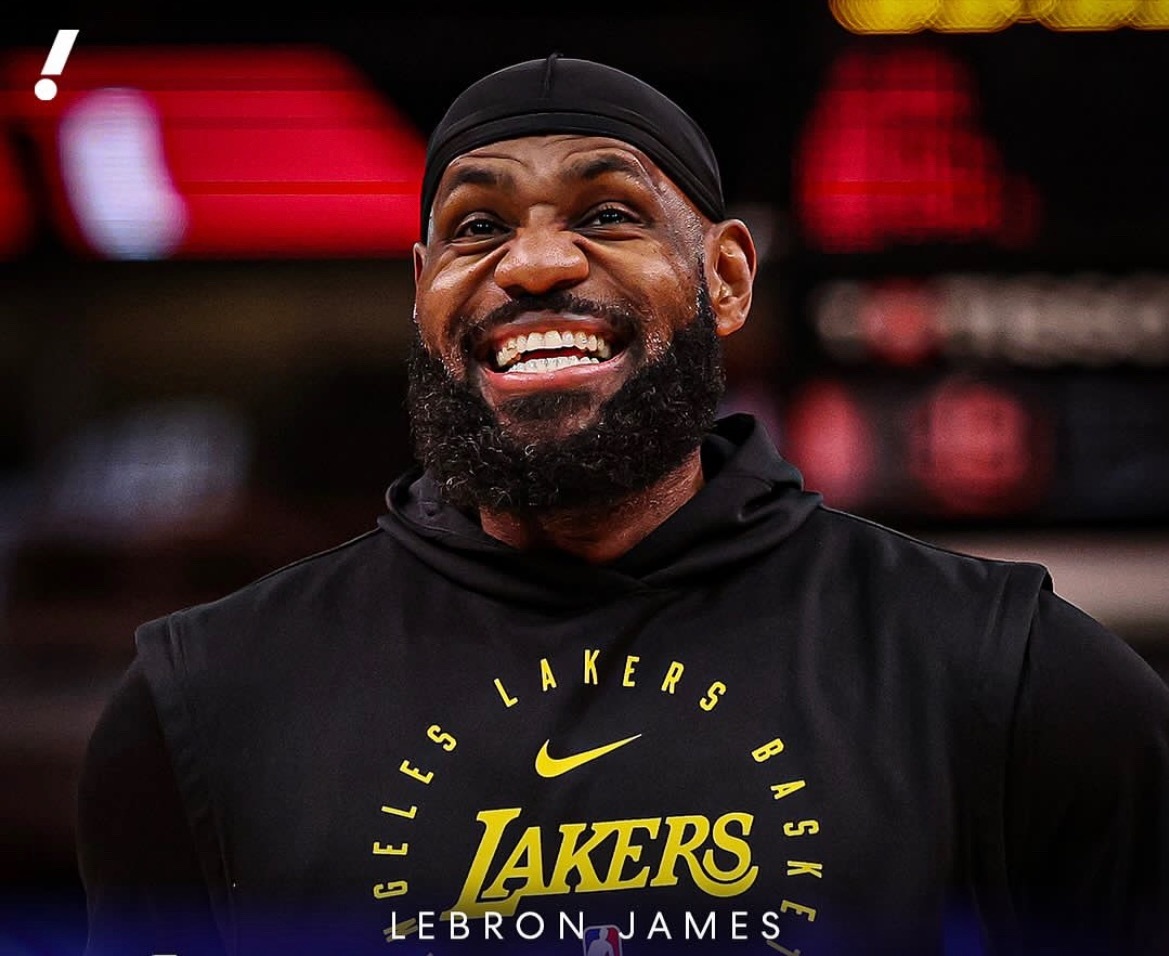 兄弟们，预测一下詹姆斯明日得分➕助攻数据！猜对的前两位安排球衣！评论区见！