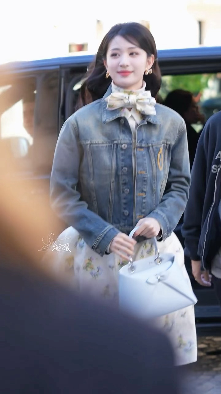 嗑颜bot 王楚然  像一只小兔子一样跳下来 