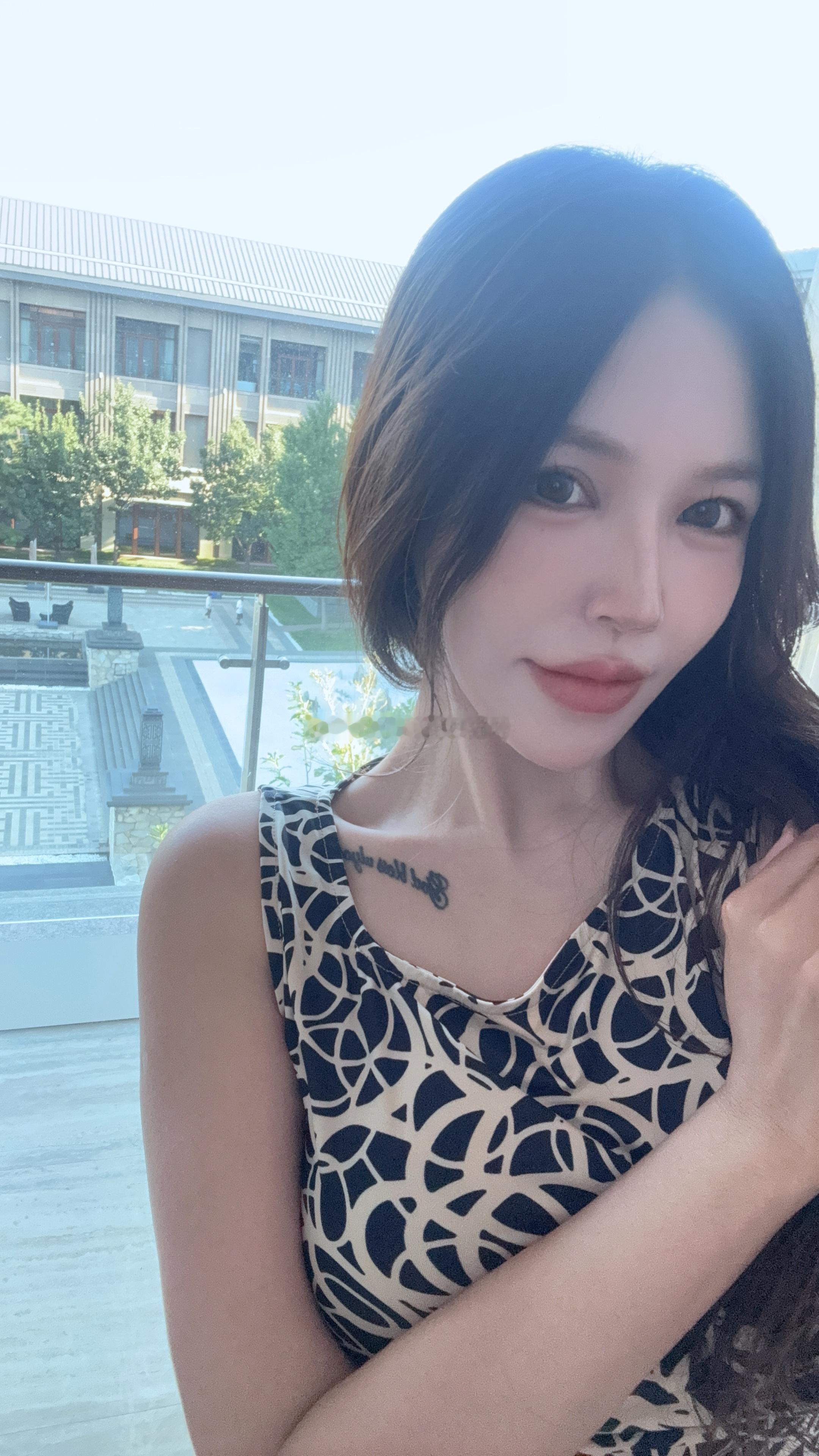 积攒了好多好多好多的照片  ​​​