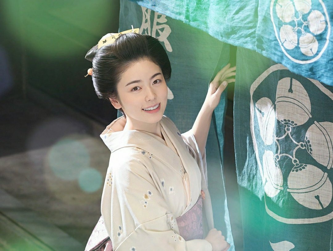 日剧资讯速递小芝风花  由小芝风花主演的NHK BS特别时代剧《小本经营 金与银