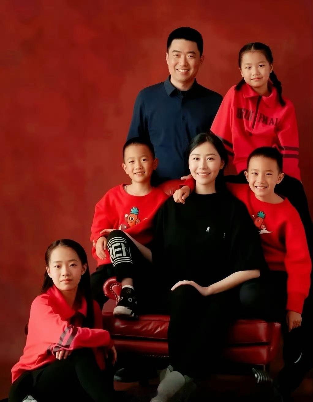 曝理想CEO李想将迎来第六娃 挺好的，有钱人就应该响应国家号召多生娃，起到带头作
