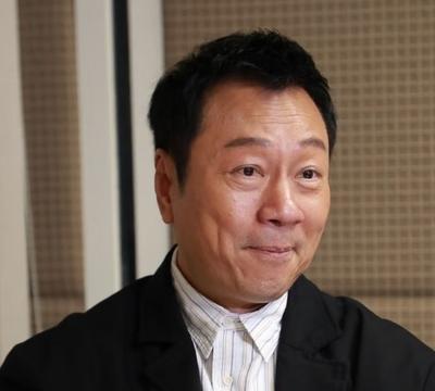 一套87平米的香港住宅，卖出1350万港币；转身到了广东中山，黎耀祥用其中约90