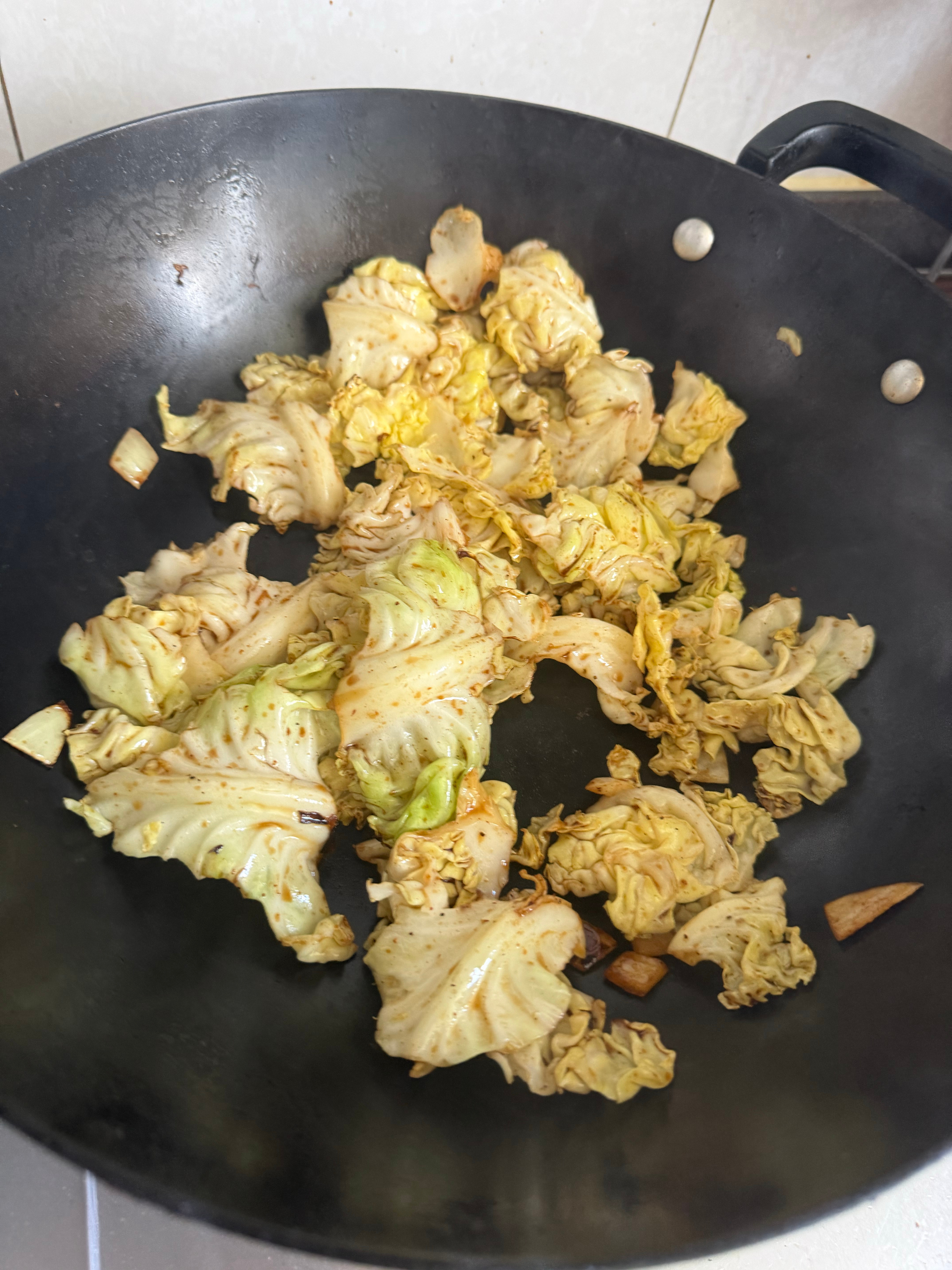 有个老中医说过做饭是养心的过程认认真真切菜炒菜确实挺解压的好好吃饭