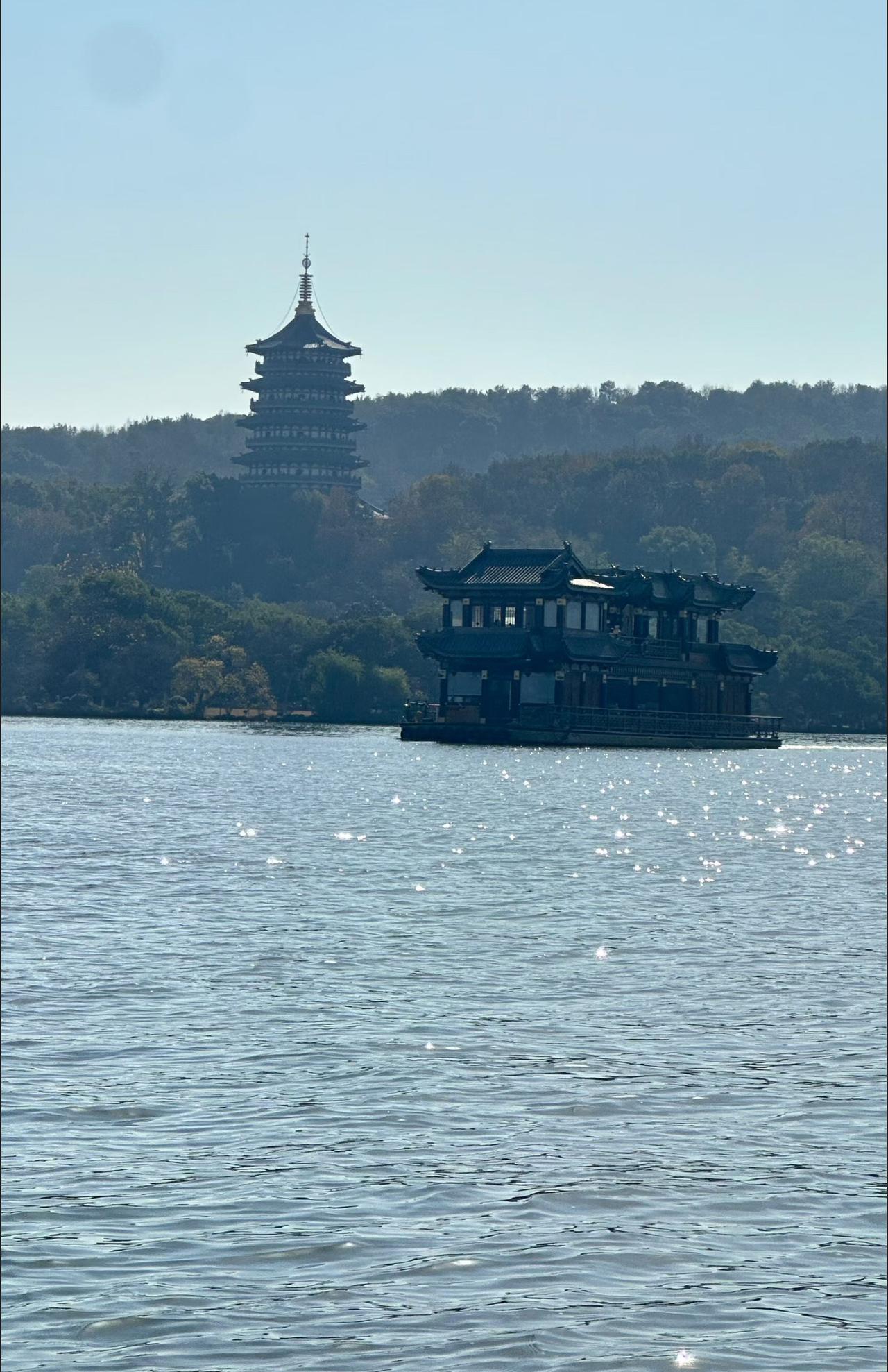 医用织物中心的故事(一)

2025年12月9日，我正式成为医用织物中心的一名收