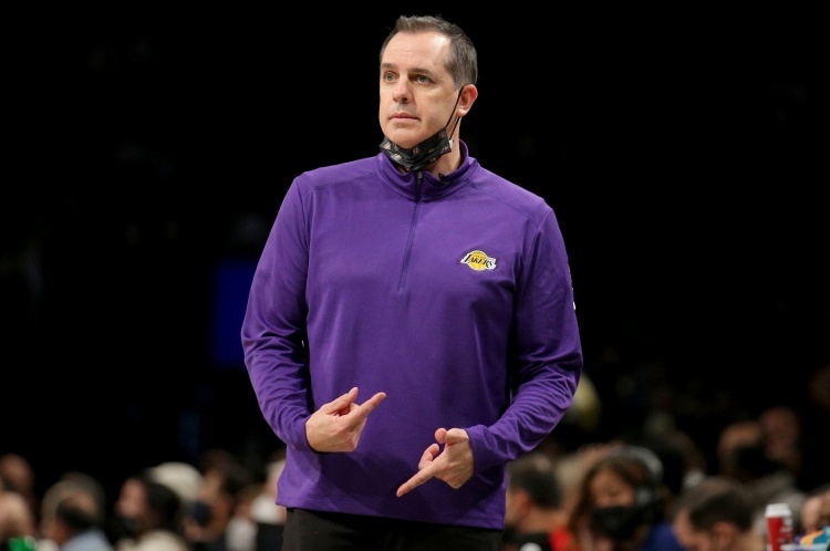 Marc Stein报道，消息源透露，弗兰克·沃格尔将加入勇士教练组。nba休赛