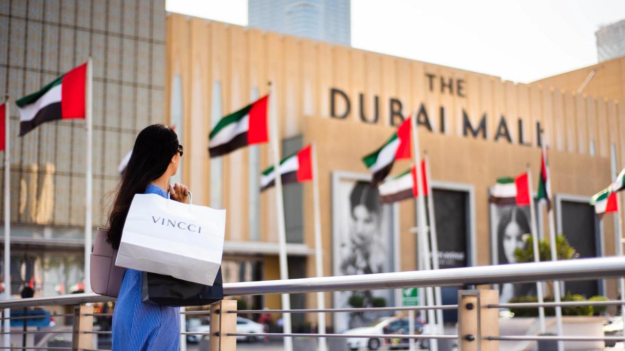 英媒：中国富人为何逃离新加坡？中国不给脸，新加坡也就是个县了
   
新加坡，曾