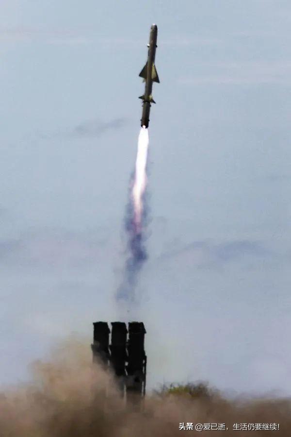 日本布署改进型12岸舰导弹威胁中国上海等沿海城市，是真的疯了吗？
日本作为一个二