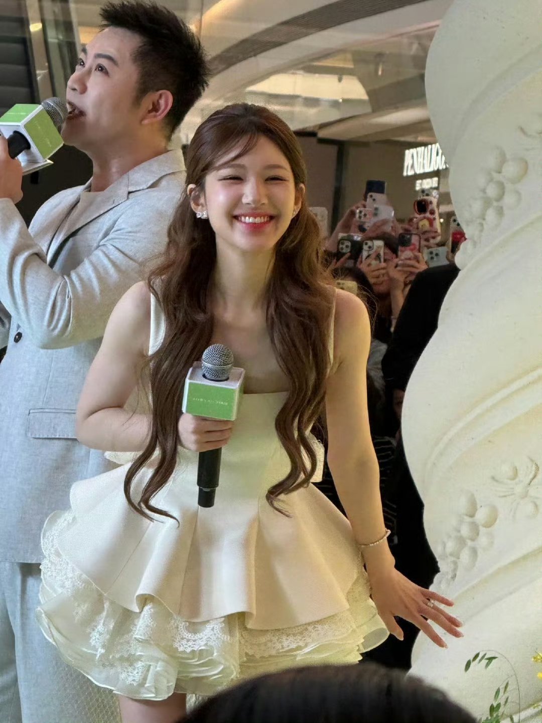 赵露思在元气小白花的赛道没有对手 