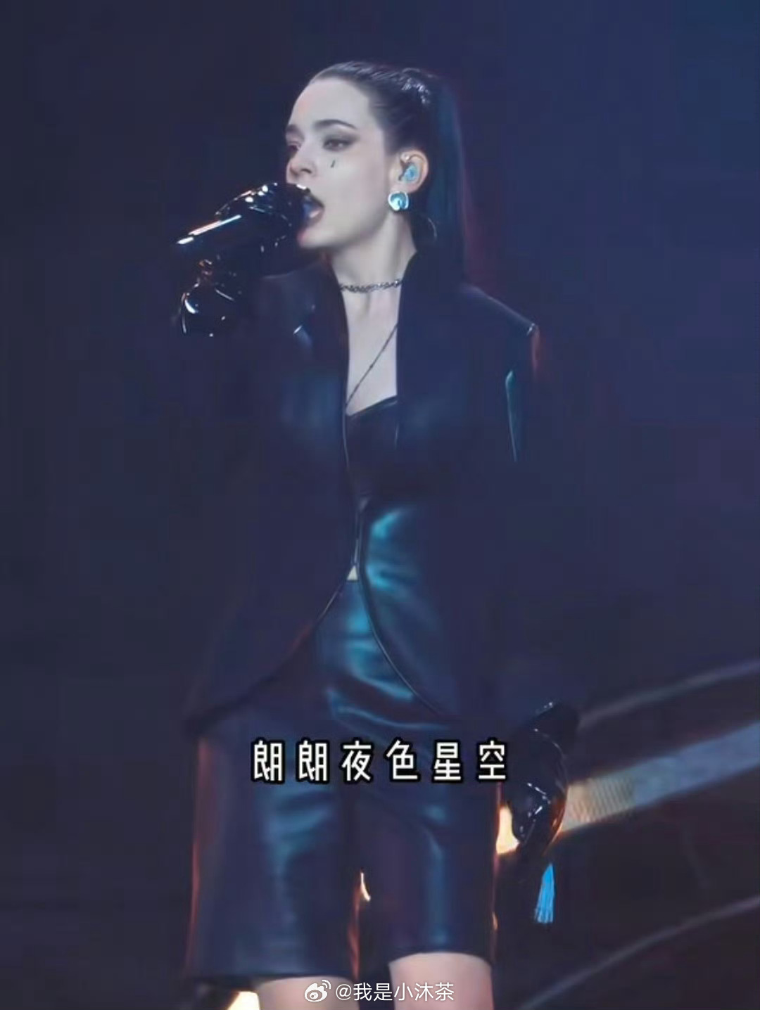 曝唐伯虎Annie拖欠造型师劳务费怎么外国人在国内赚钱也干这么恶心的事 