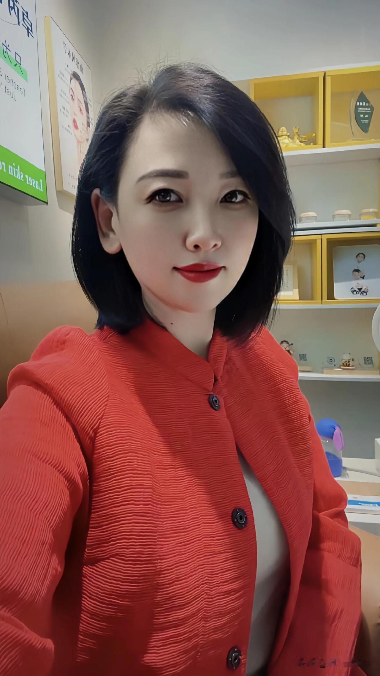 记住未来是拼良心 拼道德的时代 没有道德就无法生存。尊重每个普通人 永远善良别怀