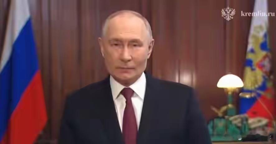 普京也很无奈

只能把有限的资金用在刀刃上

目前唯一能让俄罗斯立足世界和平衡世