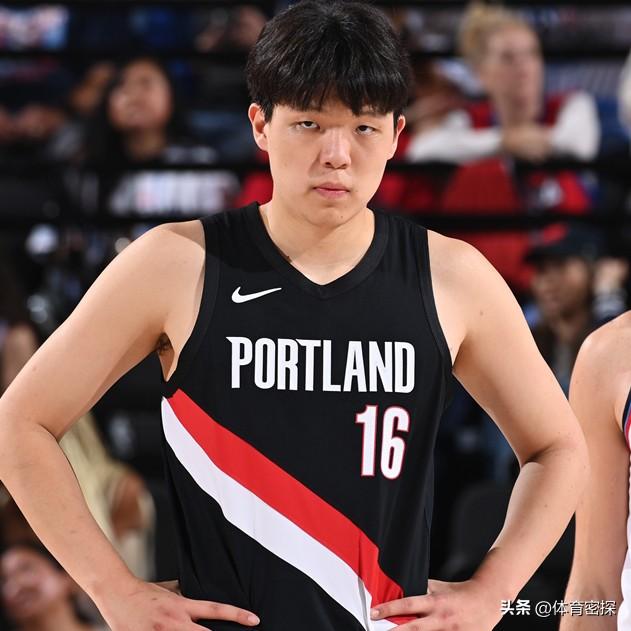 开拓者选杨瀚森，早有预谋啊！被处罚！
据美记Shams报道，开拓者因在两年前的选