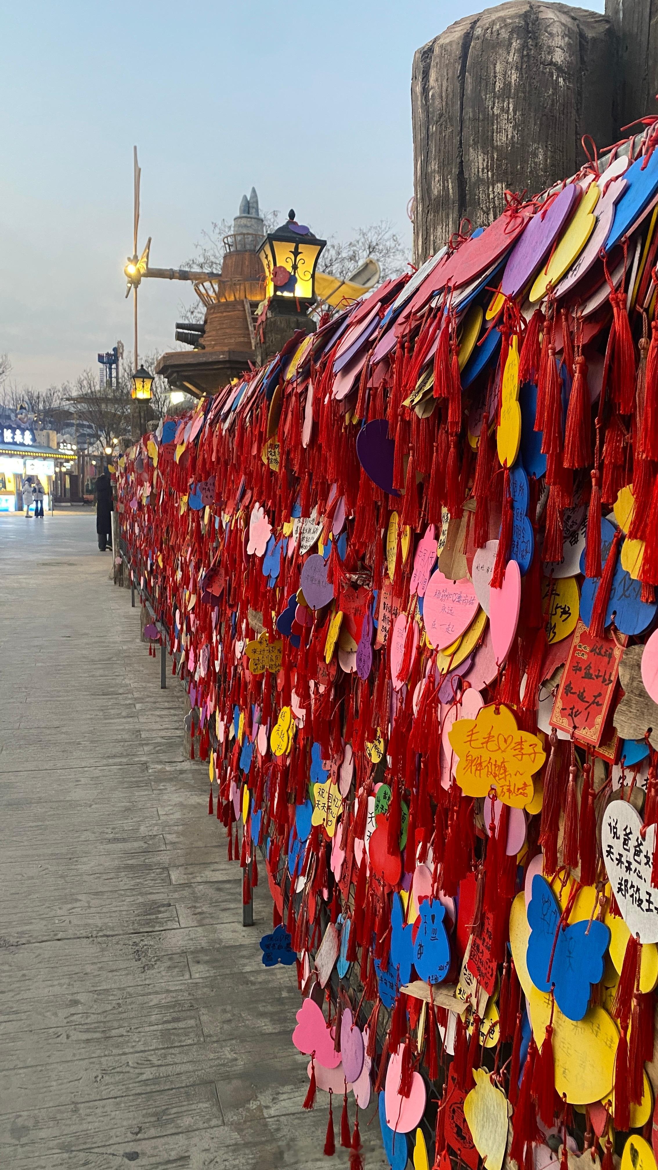 总结2025期待2026虽然从从容容但是有点瓶颈不希望虚假的优化但是现实很艰苦希