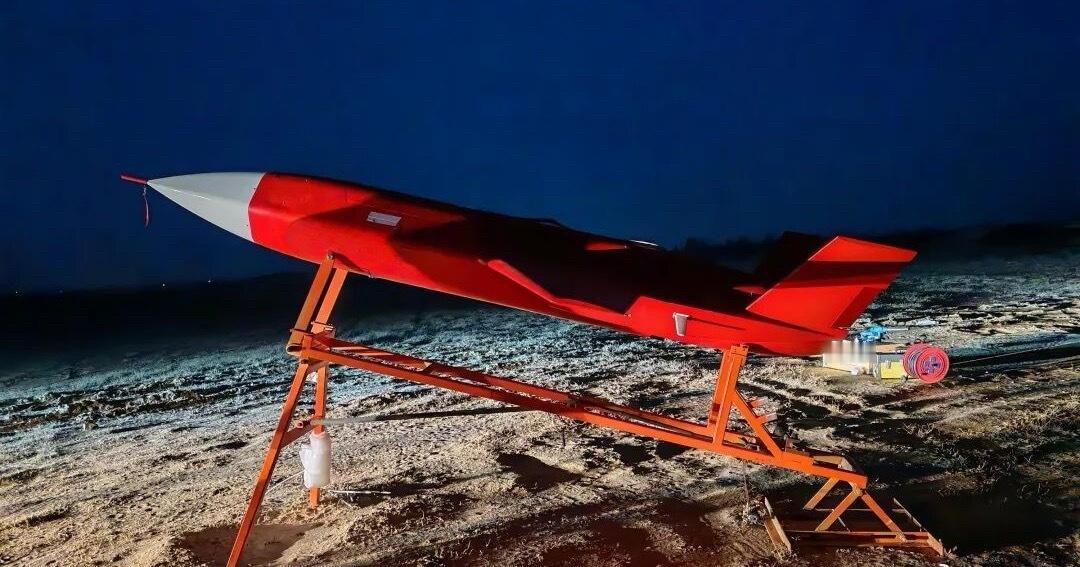 中国航发自主研制的3D打印极简涡喷发动机圆满完成首次单发飞行试验，这标志着3D打