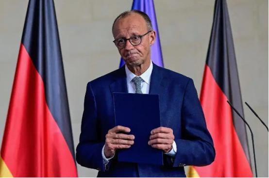 第一次世界大战是德国发动的，德国失败了。第二次世界大战是德国、日本、意大利发动的