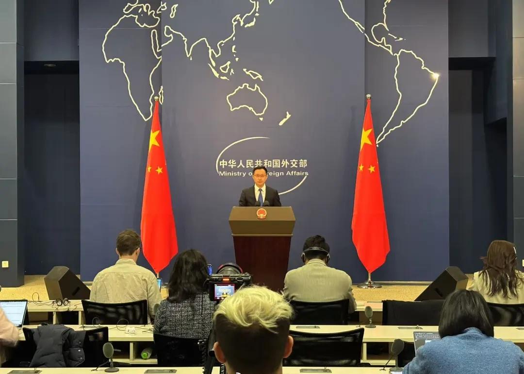 林剑表示，日本首相高市早苗涉台谬论，公然干涉中国内政，表达企图武装介入台湾问题的