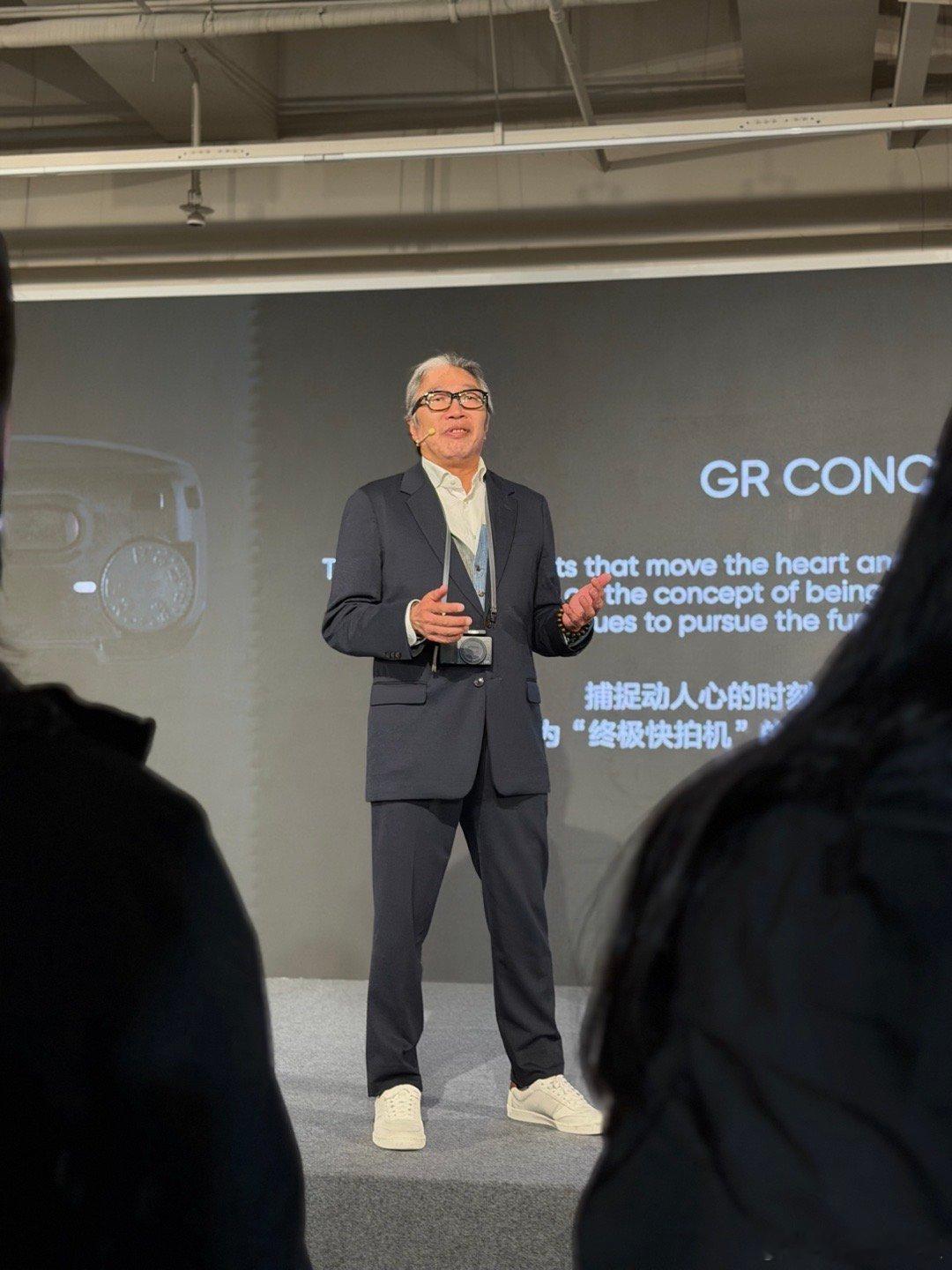 真我与理光的合作，不是突发奇想，不是一蹴而就，而是已经默默打造了4年！经历过数十