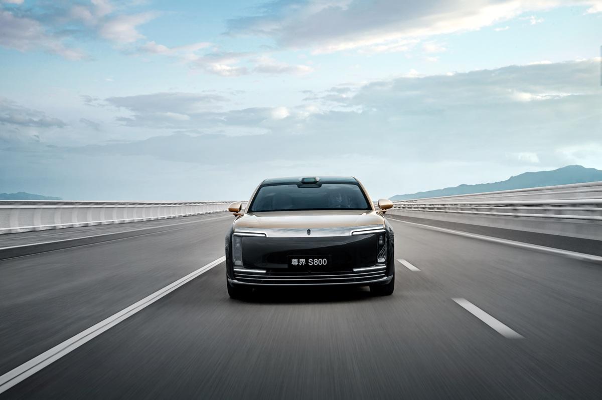 全面碾压，尊界S800改写豪华竞争规则
传统豪车有的它全有，没的它也有，尊界S8