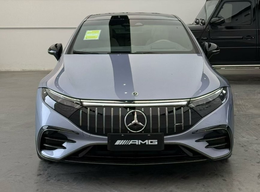 奔驰AMG EQS 53 4MATIC+ 