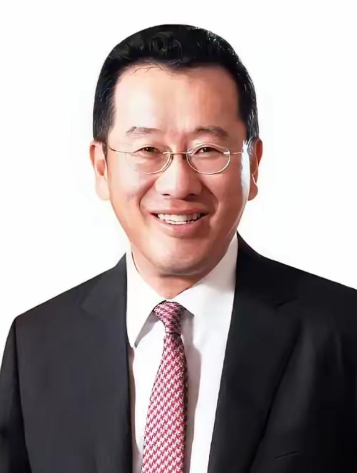 就在刚刚，
台“国防部”部长顾立雄发布声明，
2月24日，针对美国方面正式向台湾