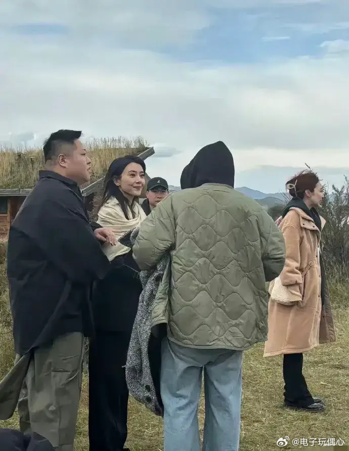 想问一下是不是所有男人都觉得高圆圆好看 