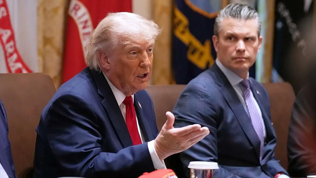 特朗普周末对美国人说：“当你们为汽油多付一小点钱，做是阻断了伊朗拥有核武器。记住