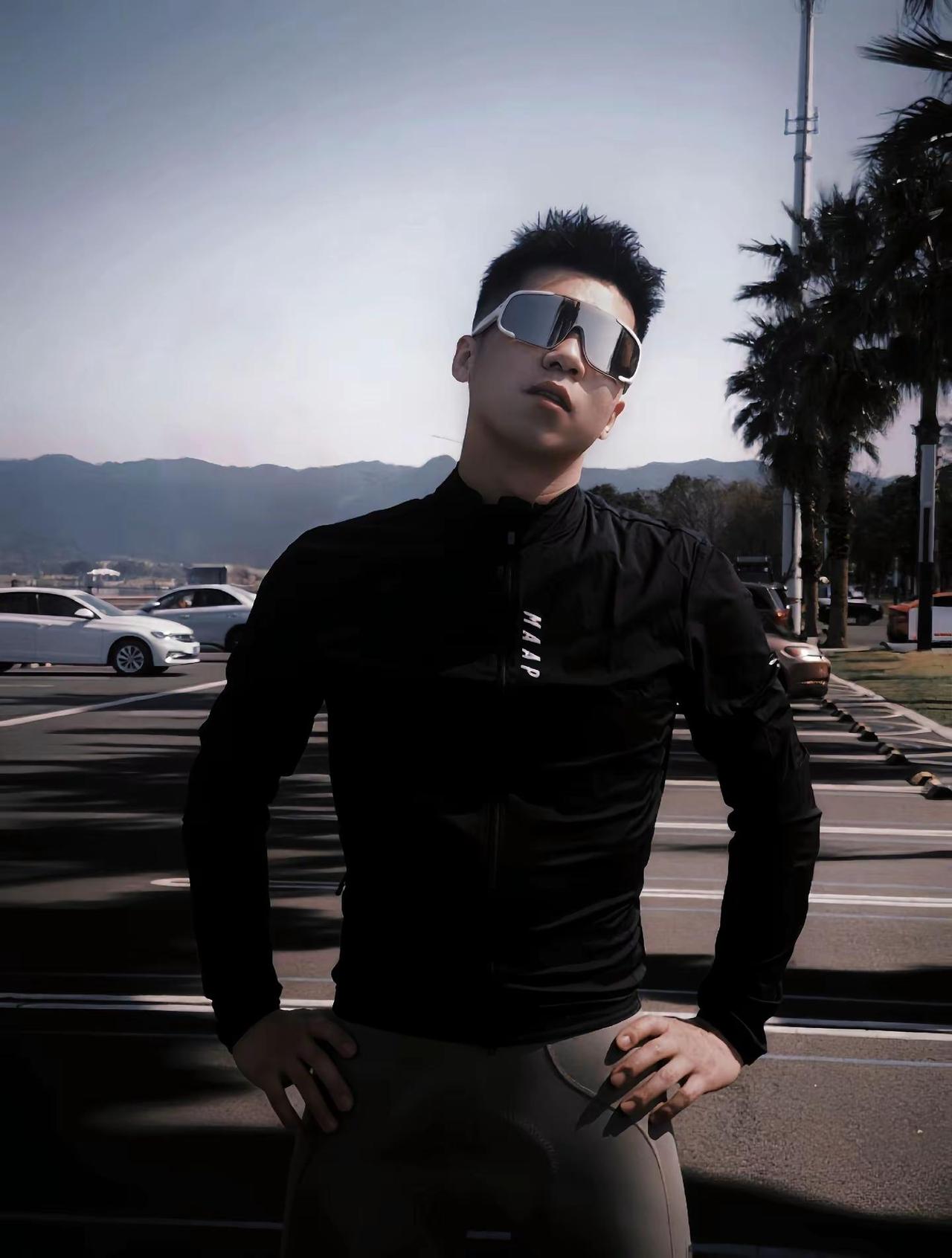 “胜券在握”公路车 骑行 骑行穿搭