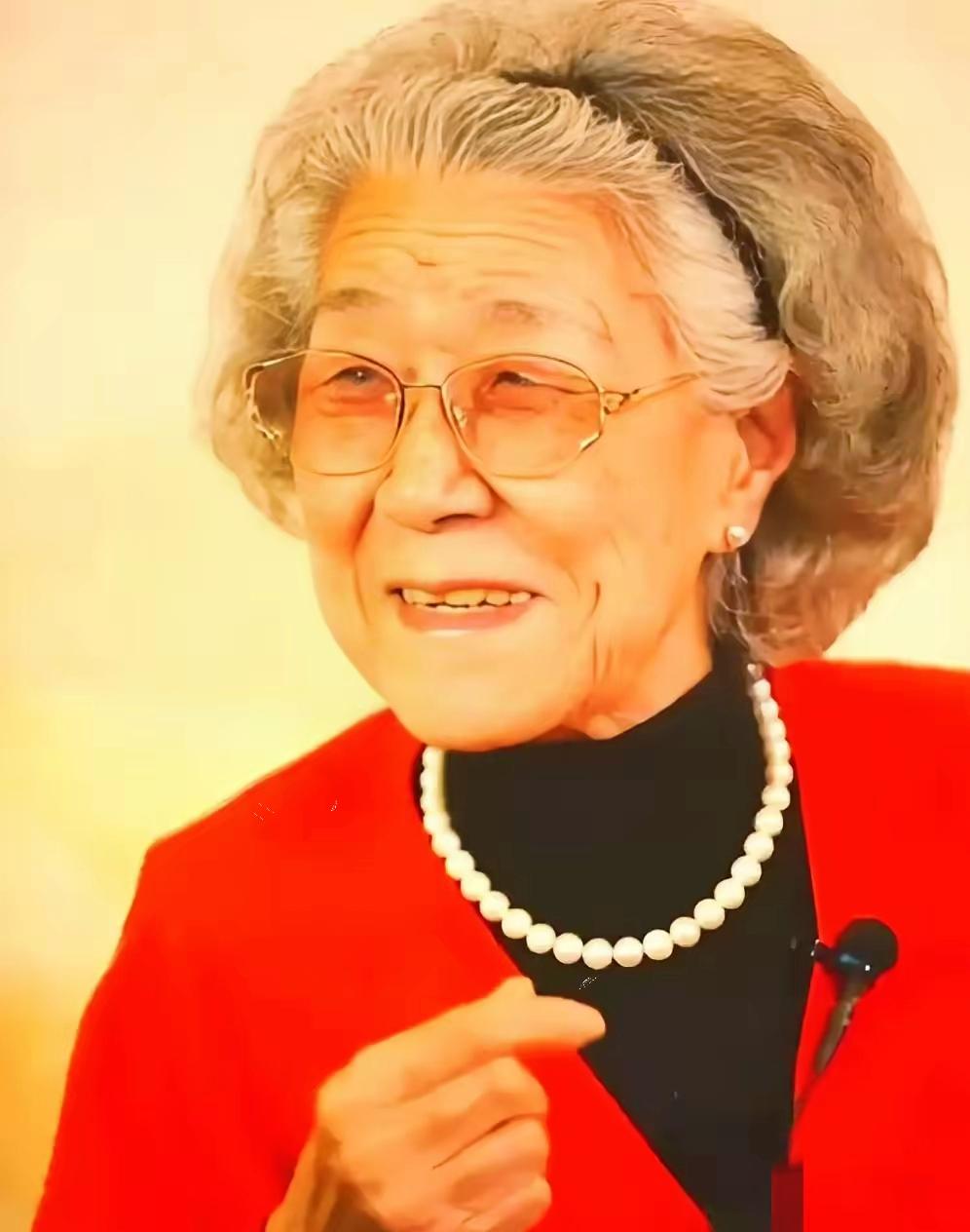 “刘姥姥”沙玉华去世了，
看到她的死因，我破防了，
她不是死于疾病，而是死于我们