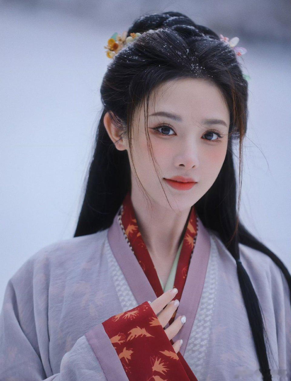 彭小苒 请不必为我准备任何礼物 彭小苒的暖心发言太圈粉！感恩粉丝不离不弃的陪伴，