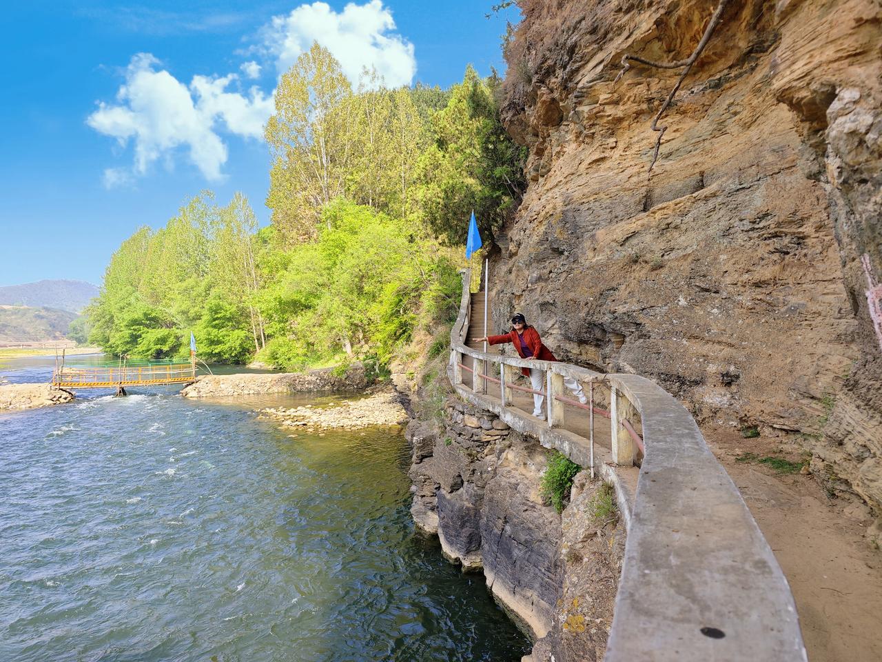 条友这一周 我超爱周末自驾的感觉！
这周分享随性出行趣事。
只要周末无雨无风，