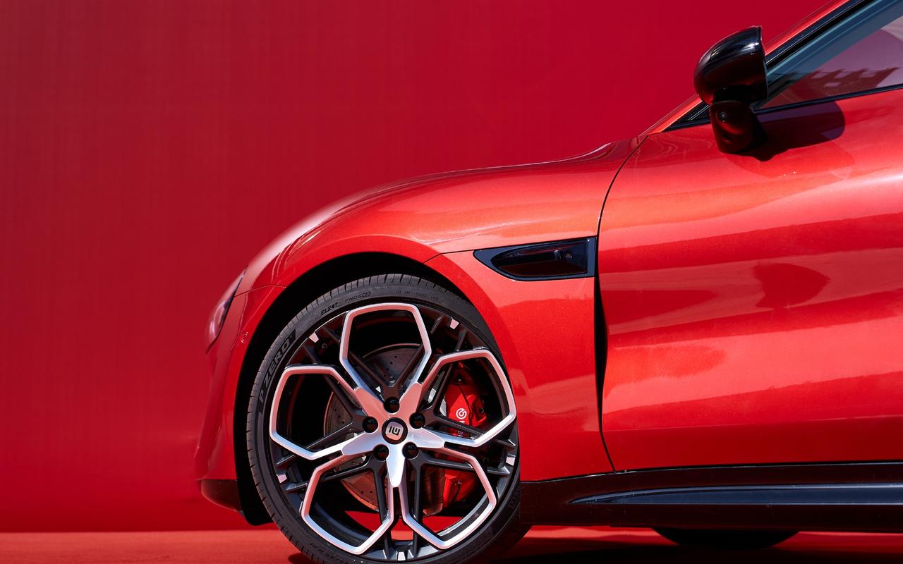 小米新一代SU7上市，21.99万起售，纯电续航最高902km
售价21.99-