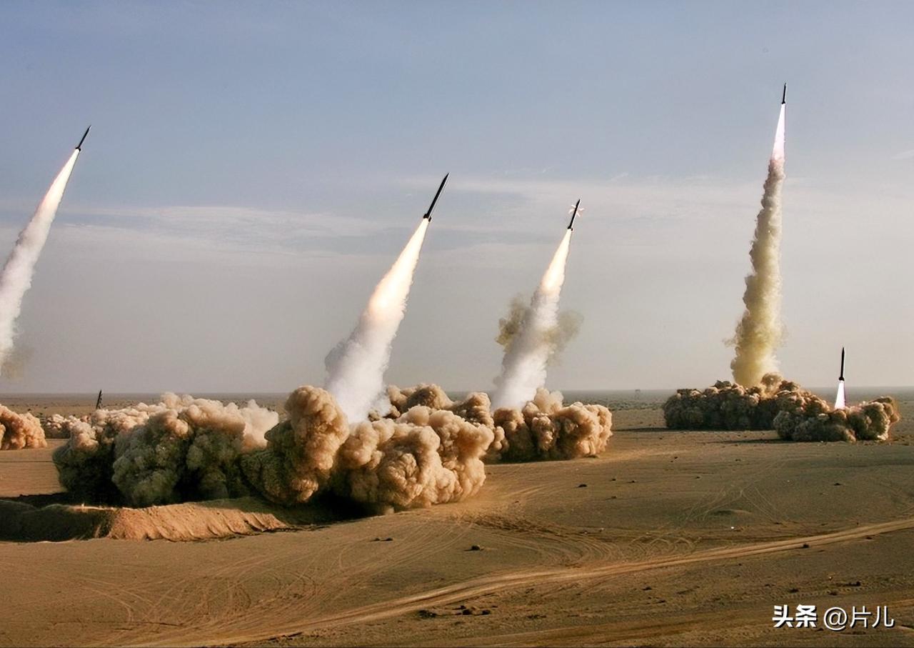 突发！伊朗宣布展开第10波攻势，美国多架战机折戟中东。刚刚，伊朗伊斯兰革命卫队向