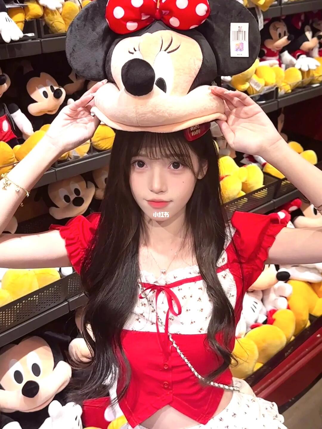 ‧₊˚☆ disney day⋆ ♡̷ 🎠