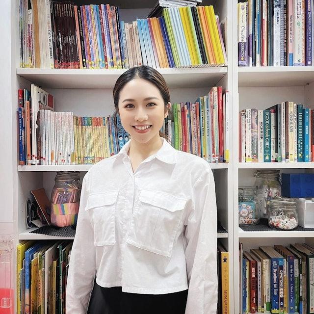 前港姐冠军转行做老师收费曝光，价钱亲民，竟然还有早鸟优惠！
前港姐冠军邵珮诗今年