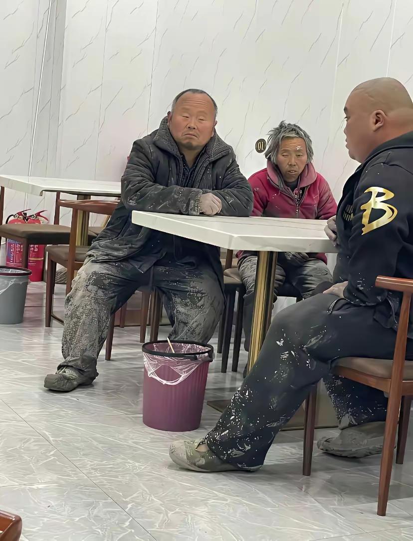 一家三口…这就是出生率下降的原因