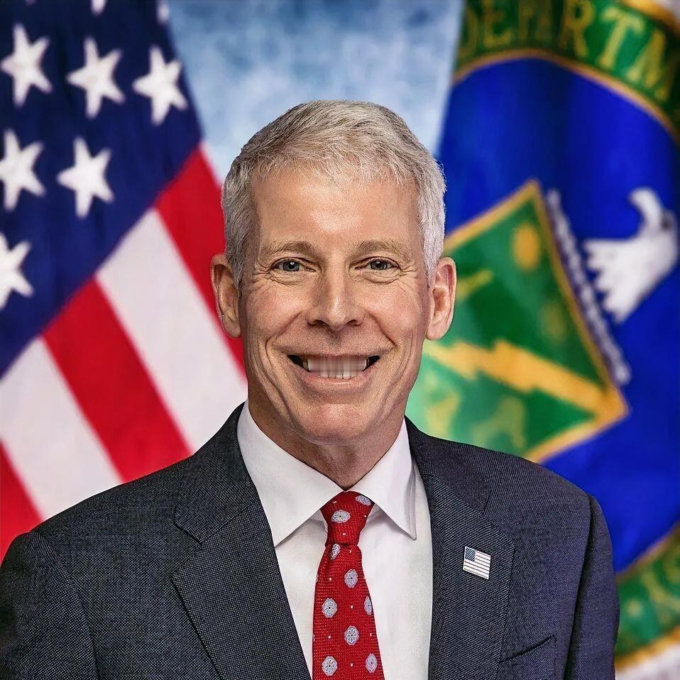 美国能源部长道出的这番话，或许才是美国打击委内瑞拉的真正原因呢？

近日，美国能