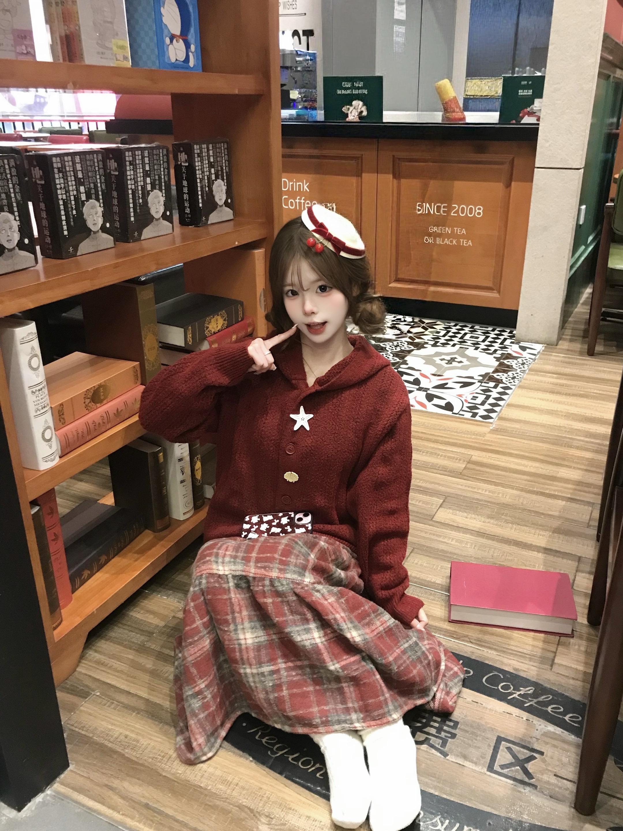 我保证我很可爱 只是偶尔有点坏。