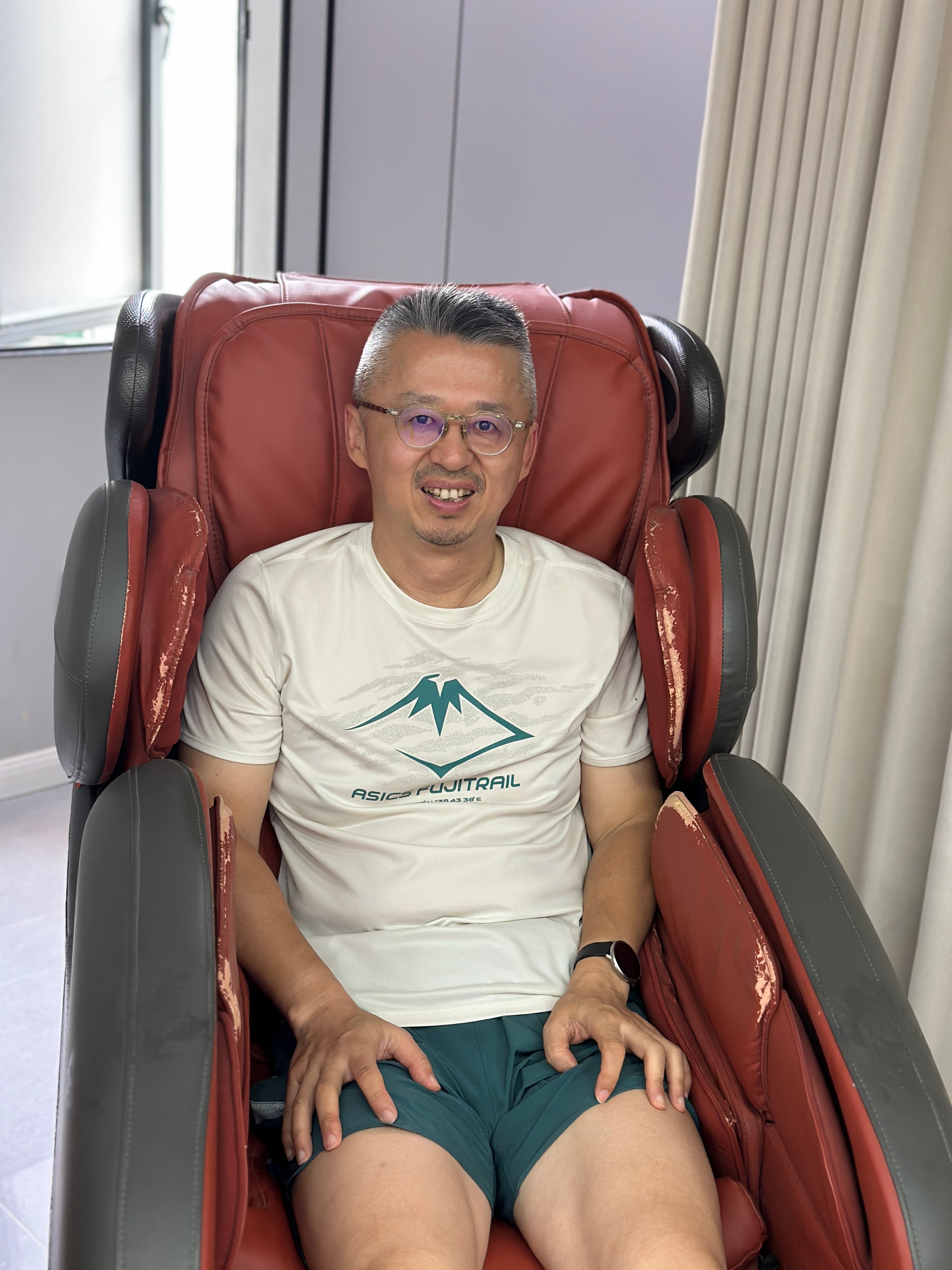 今天没时间morning read，一大早的9点我已经出现在松江的网球馆了。为了