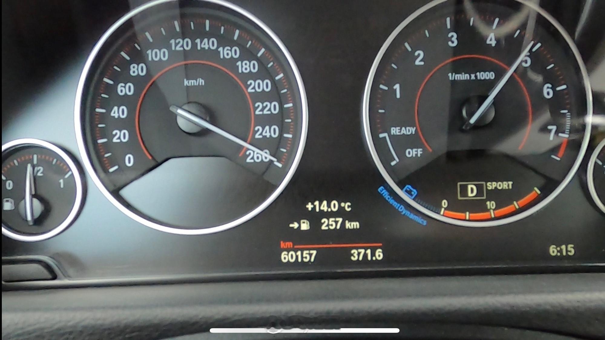 其实德国不限速高速是个很好的测试场，有些低速不容易感知到的点到了180以上就会被