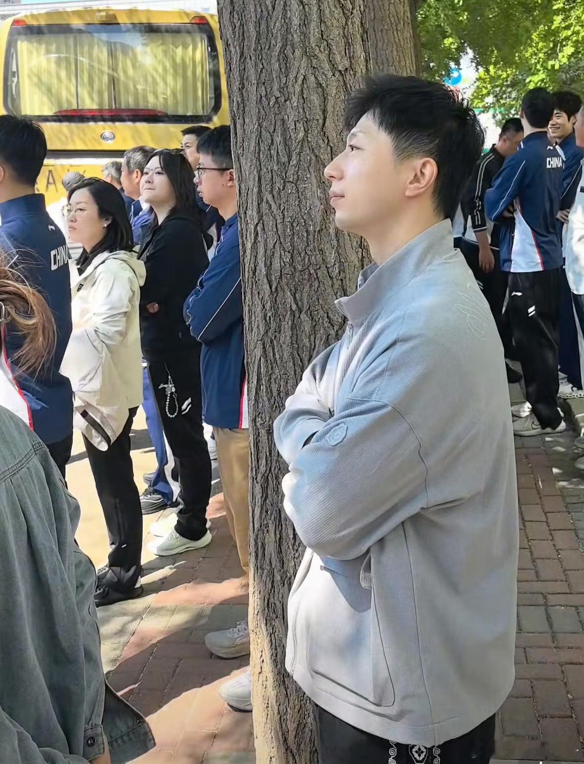 龙队我多希望你是上场的那一个马龙送国乒出征