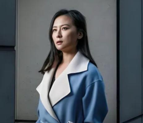 精英滤镜碎了！
爱泼斯坦名单扯出金刻羽！
还剩多少真本事？


金刻羽的履本有点