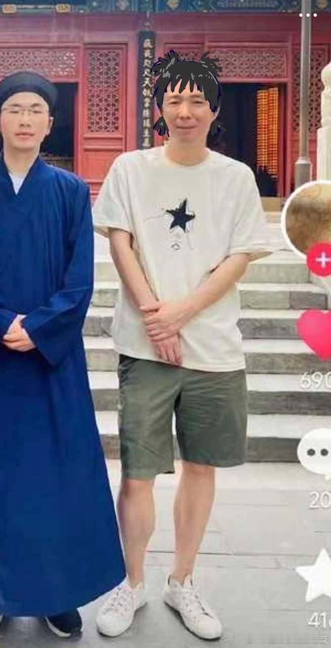7656【】看到7647评论区的小张同款衣服，没忍住画了一下hhh！ 