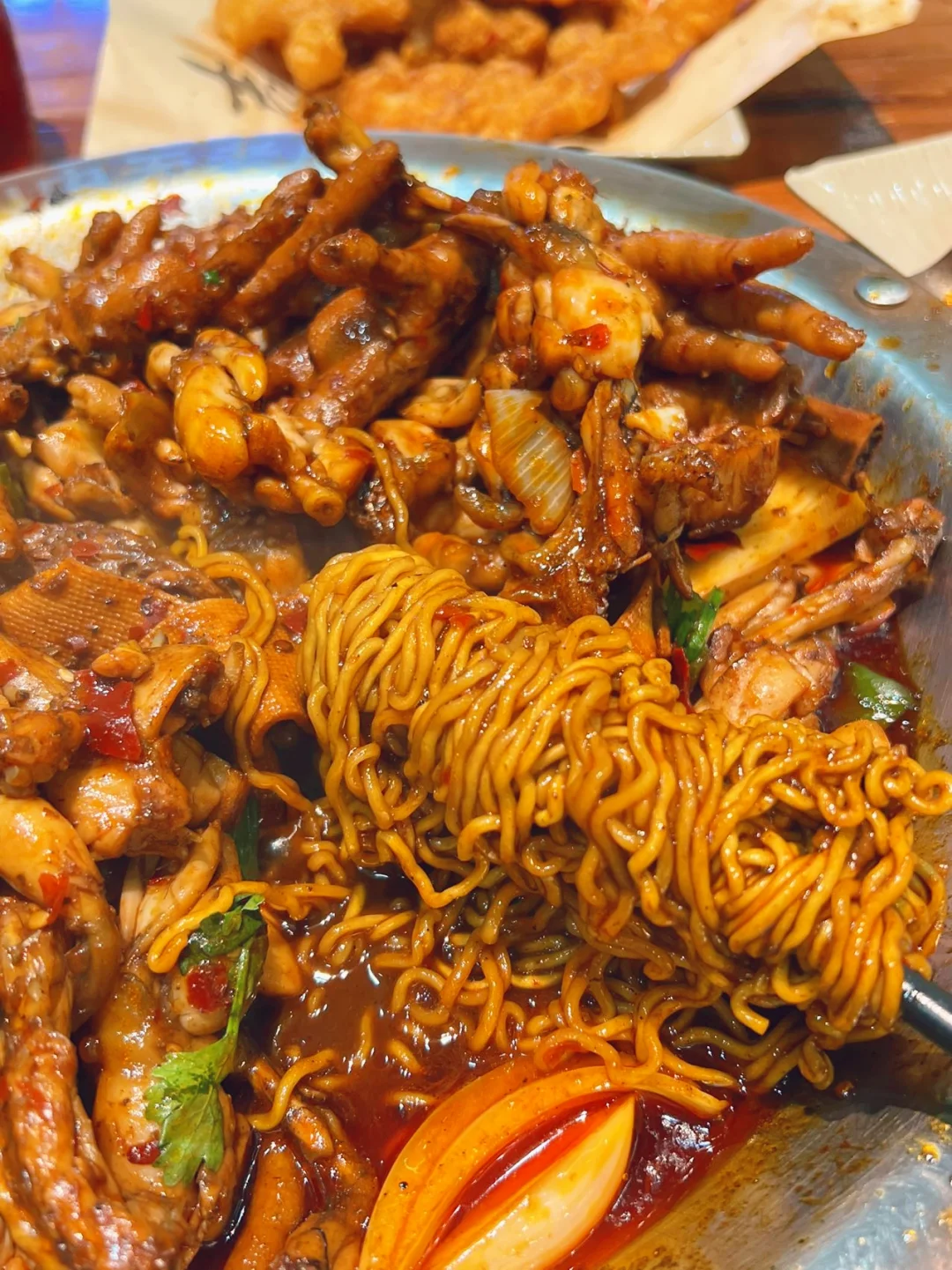 枣庄这家蛙蛙火锅我能连吃三碗饭