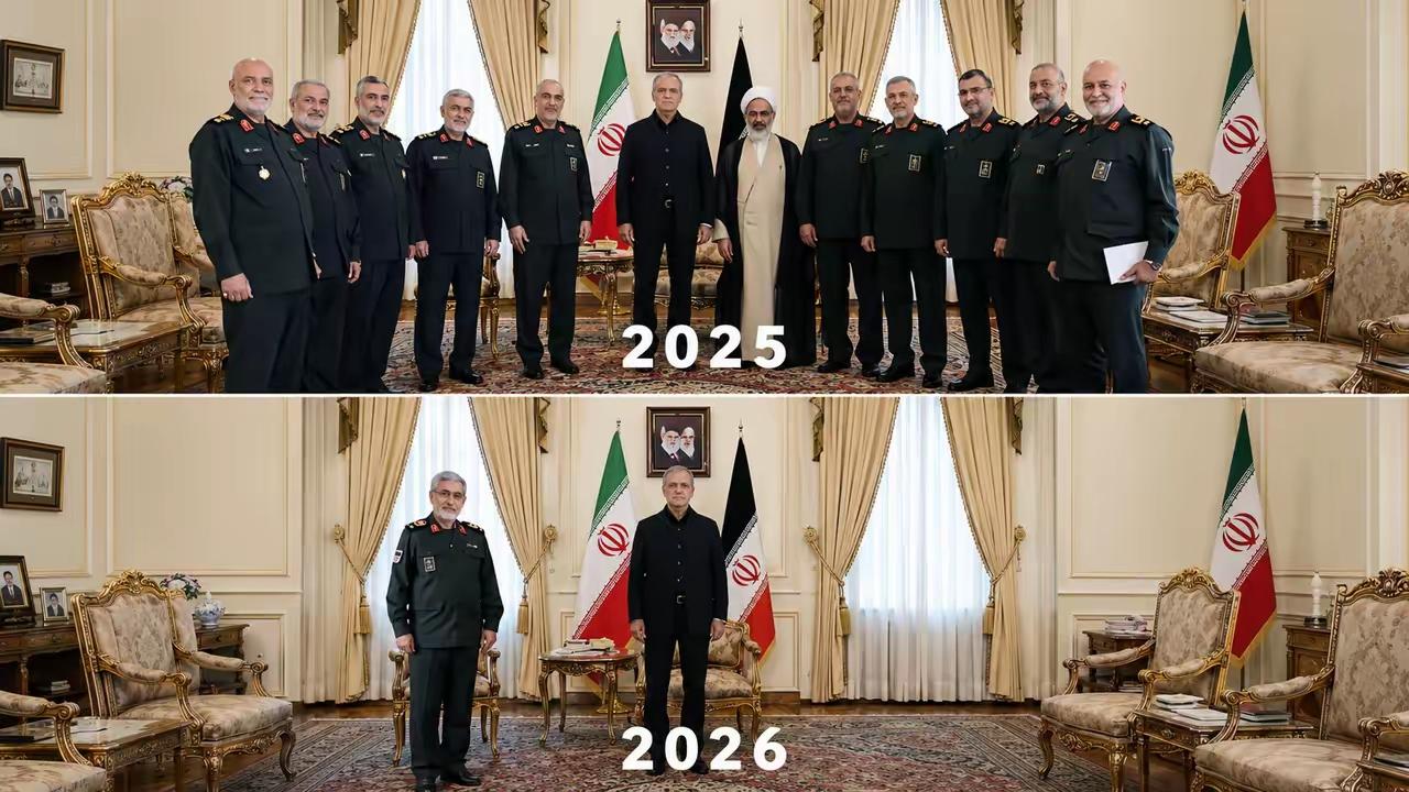 2025年，伊朗班子和2026年伊朗班子。
中间身着黑色便装者是现任总统佩泽希齐
