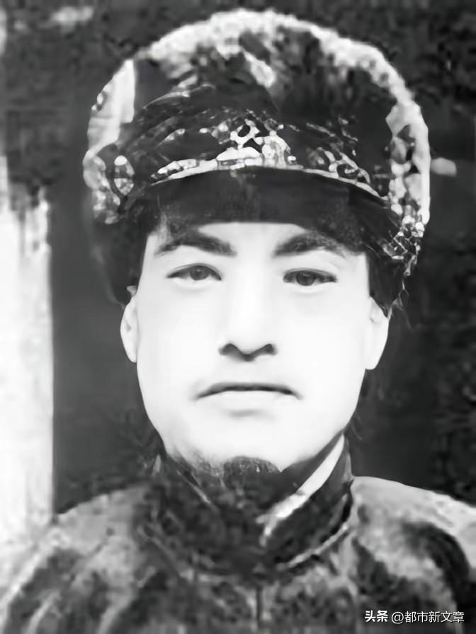 1937年，马家军旅长抓了200多个红军，手下劝他灭口，可他却说：“红军没在我走
