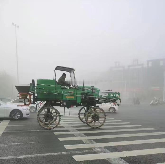 这俩车是同一个设计师的作品吗？？？ 海阔试车超话 ​​​