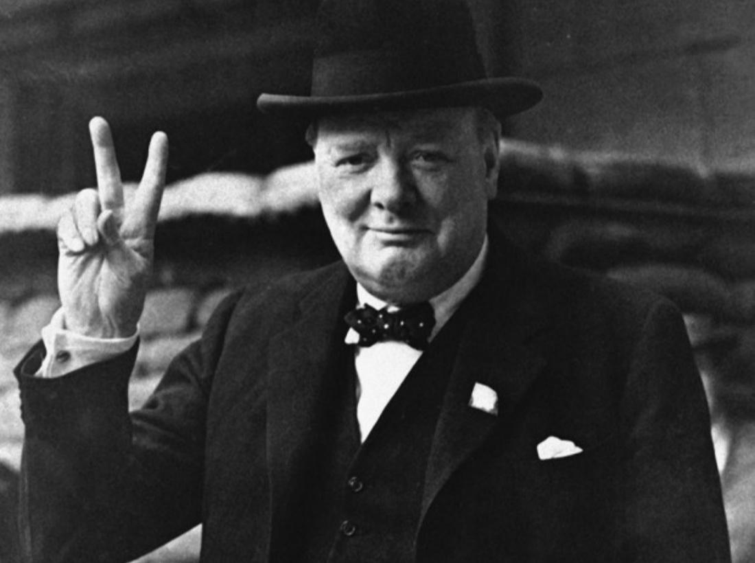英国首相丘吉尔曾经说过：“成功根本没有秘诀，如果有，就只有两个。​第一，要坚持到